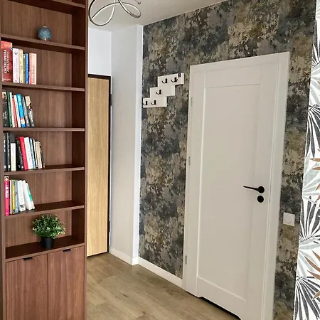 Lägenhet Nowoczesne Mieszkanie Yellow *