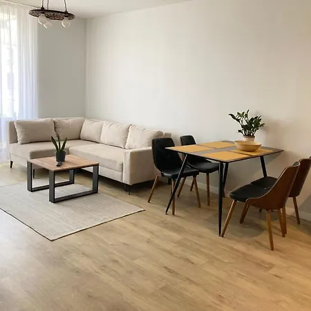 Open'er Nowoczesne Mieszkanie Yellow Pogorze