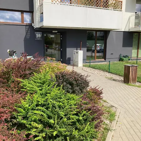 Lägenhet Nowoczesne Mieszkanie Yellow Pogorze